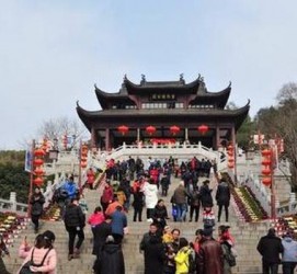 广汉湖北旅游攻略(七月湖北旅游攻略)