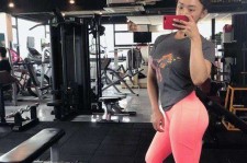 广汉健美女(健美女王)