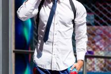 广汉泳拆男模(时髦泳拆男模)