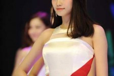广汉成都特大模特兼职**(成都服拆模特兼职是实的吗)