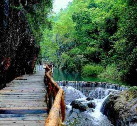 广汉周边旅游(周边旅游景区哪里好玩)