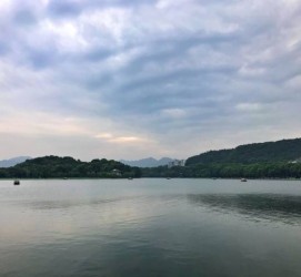 广汉杭州自助游(杭州自助游旅游攻略)