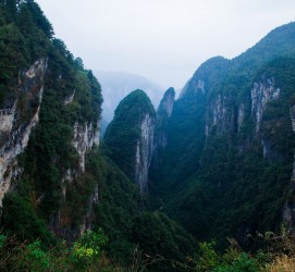 广汉伴游中国带你去湘西(湘西跟团旅游)
