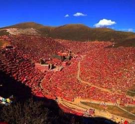 广汉色达旅游攻略(成都到色达旅游攻略)