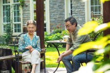广汉坦言带老伴游遍中国(我和老伴去旅游)