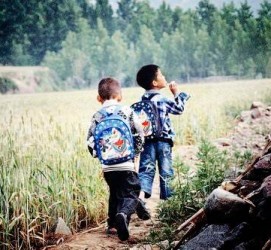 广汉河南一家四口结伴游中国2个月(河南适合一家四口旅游的地方)