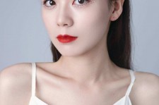 广汉兼职模特要打点模卡吗(兼职做模特要交钱拍模卡)