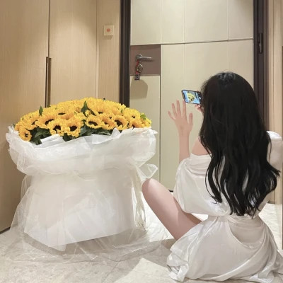 广汉商务伴游带客户畅游北京故宫,感受千年文化