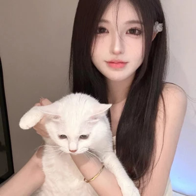 广汉伴游女生陈露晞的资料