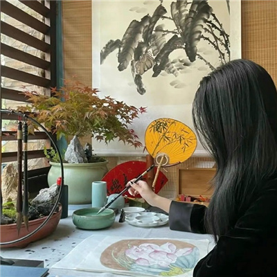 广汉伴游女生源又菡的资料