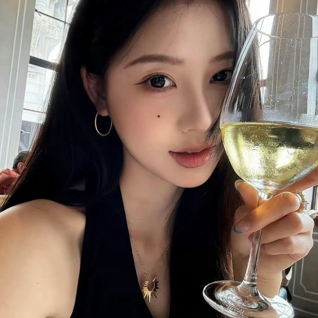 广汉伴游女生 | 张诗涵的资料